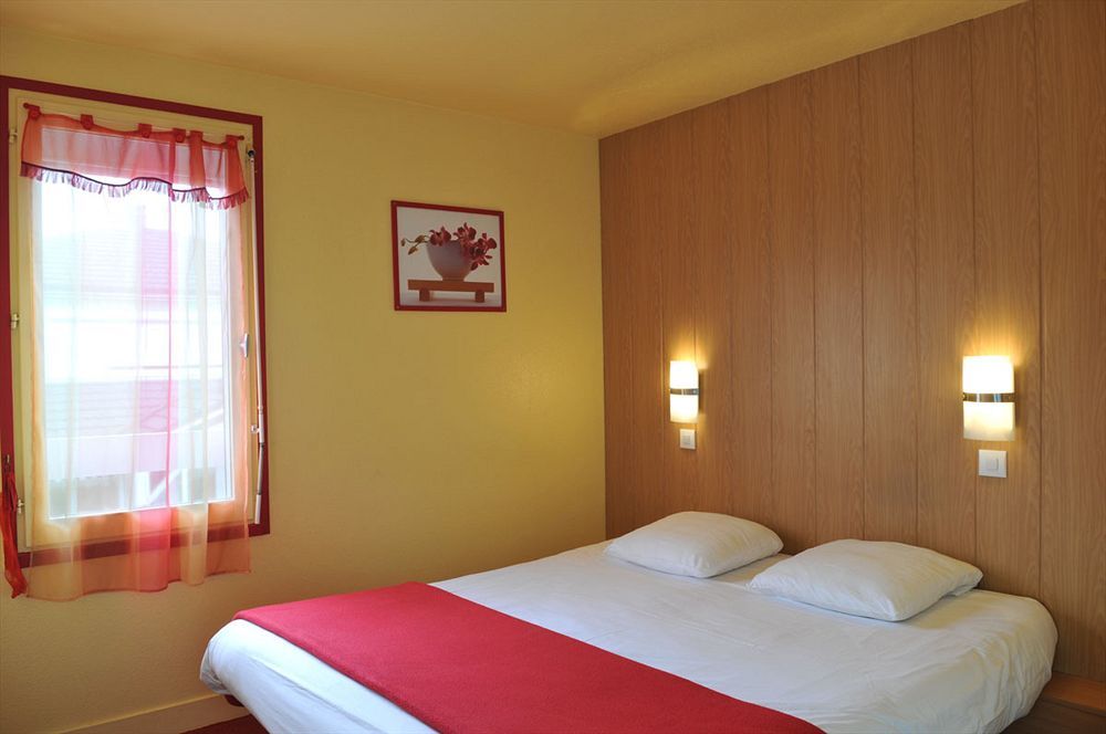 Fasthotel Caen Memorial Zewnętrze zdjęcie
