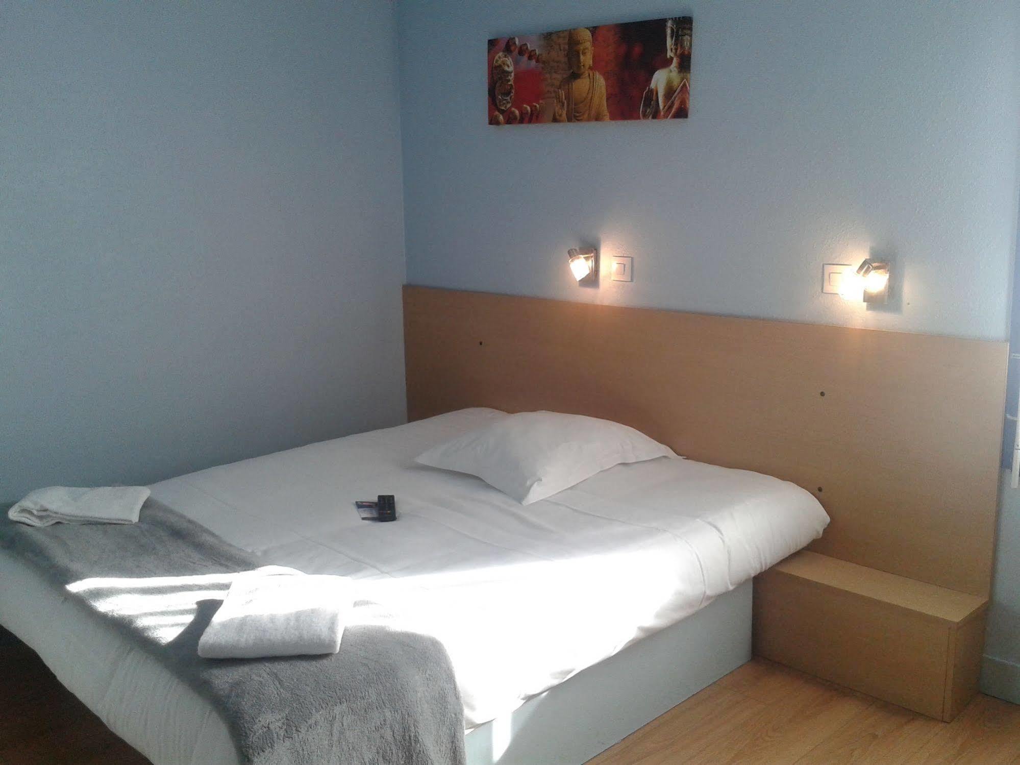 Fasthotel Caen Memorial Zewnętrze zdjęcie